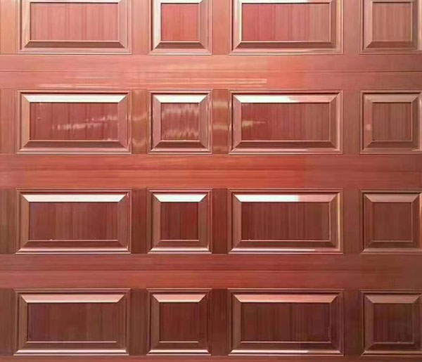 分節(jié)提升車庫門